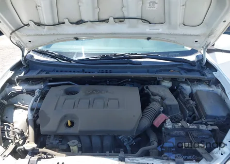 2017 Toyota Corolla L из США, поврежденный, VIN 5YFBURHE4HP675465